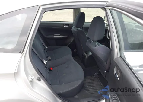 2011 Subaru Impreza 2.5I из США, поврежденный, VIN JF1GH6A64BH818886